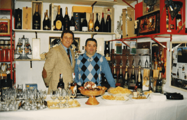 Enoteca-dell'angolo-degustazione(Anno-2002) Enoteca-dell'angolo-degustazione(Anno-2002)